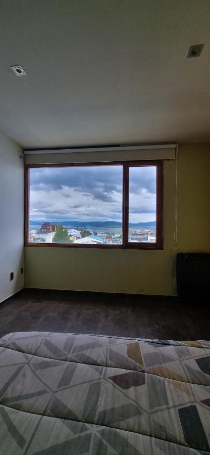 Casa Completa 2 Plantas Con Extraordinaria Vista Al Canal Beagle Centrica 4pax